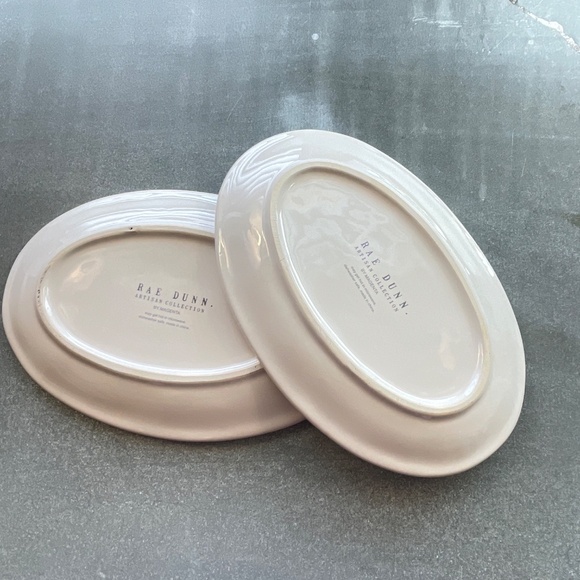 Rae Dunn Snack Plates Heart Crown Valentines - Picture 5 of 6